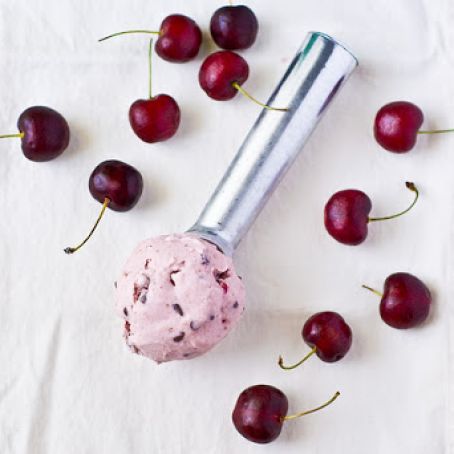 ICE CREAM - Cherry Amaretto Chocolate Chip Ice Cream