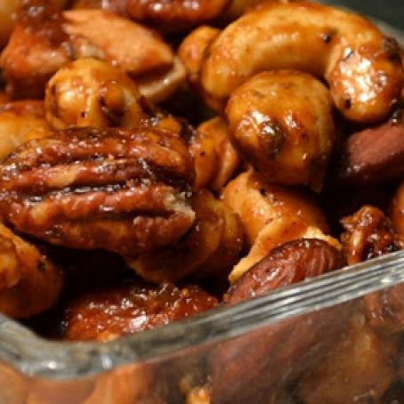Sweet, Salty, Spicy Party Nuts
