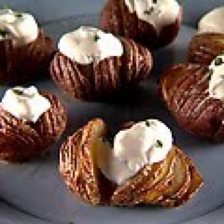 Garlic Hasselback Potatoes with Herbed Sour Cream
