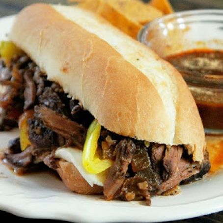 Slow Cooker French Dip Sandwich