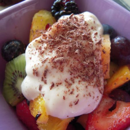 YOGURT*****Maple-Vanilla Yogurt Sauce