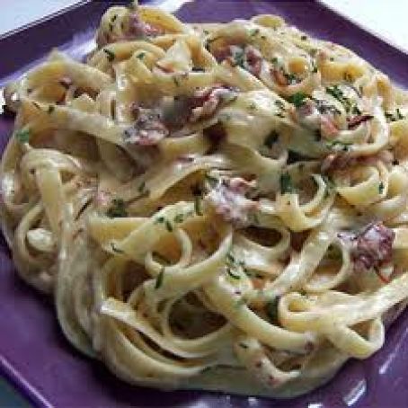 Herbed Fettucine Carbonara
