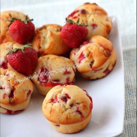 Fresh Strawberry and White Chocolate Muffins