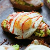Avocado Toast with Smoked Turkey