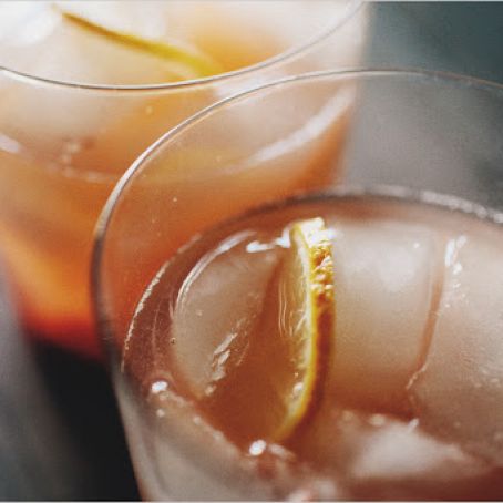 Berry Ginger Cocktail