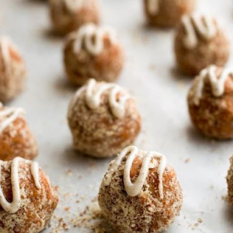 Recipe: Carrot Cake Power Bites