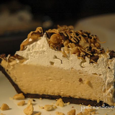 No-bake Peanut Butter Cream Pie