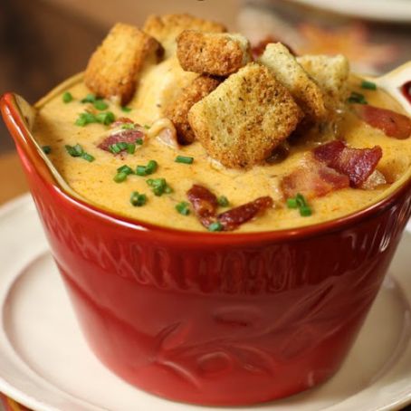 Bacon Beer Cheese Soup with Chicken