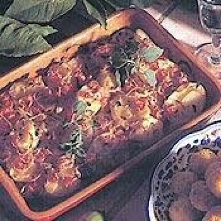 Potatoes Baked with Tomato and Onion