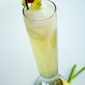 Fresh Lemongrass Ginger Ale