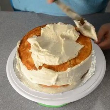 Simple Vanilla Buttercream