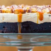 No-Bake Deep-Dish Peanut Butter Snickers Pie with Salted Caramel