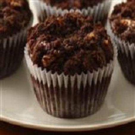 Chocolate-Caramel Crumb Cupcakes