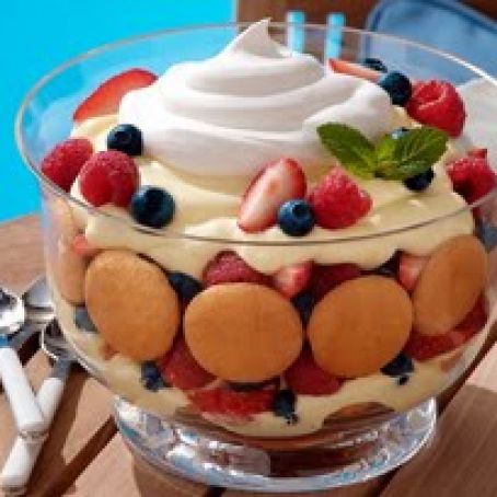 Quick Lemon Berry Trifle