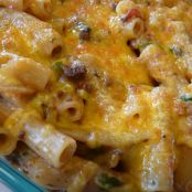 Rachael Ray's Southwestern Chili Con Queso Pasta Bake