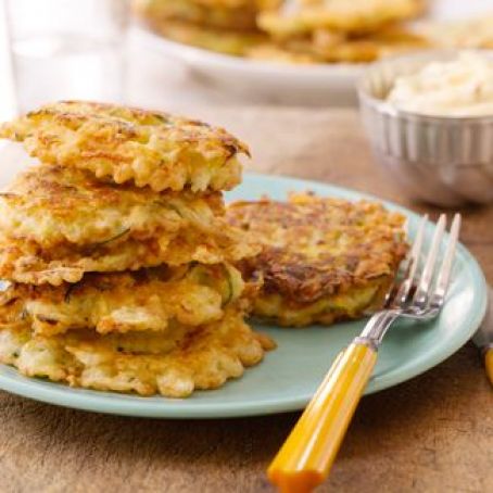 Zucchini Fritters with Garlic Aioli Dipping Sauce
