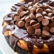 Peanut Butter Cup Cheesecake