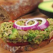 AVOCADO TUNA SANDWICH