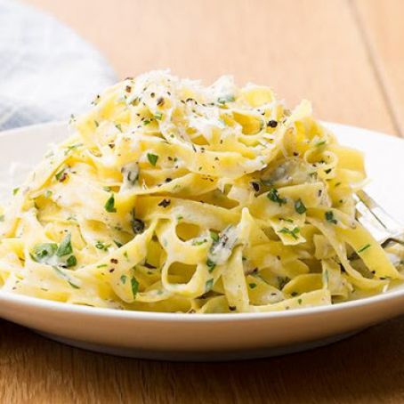 Pasta with Pecorino and Pepper (Ina Garten)