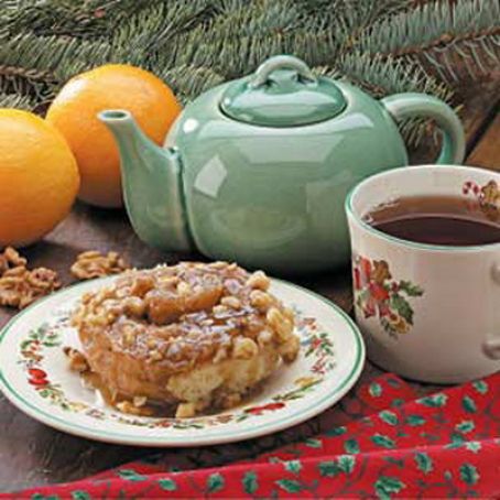 Maple-Nut Cinnamon Rolls