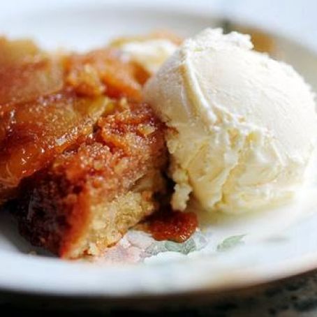 Apple Cake in an Iron Skillet