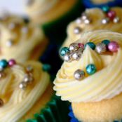 The Ultimate Vanilla Cupcake Recipe