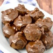 Texas Sheet Cake Bites