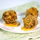 Crab Fritters with Sriracha Aioli