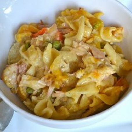 Chicken Noodle and Dumpling Casserole
