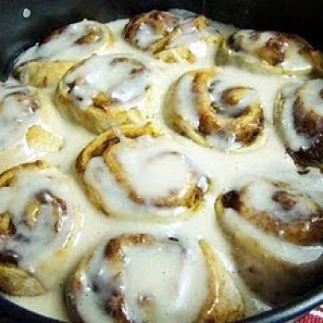 Pumpkin Spice Cinnamon Rolls