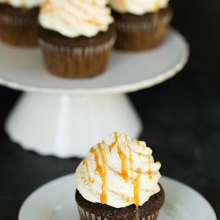 PUMPKIN SPICE LATTE CUPCAKES