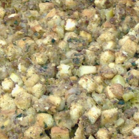 Apple Sausage Stuffing