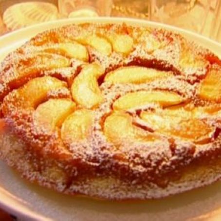 TART APPLE CAKE