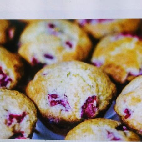 STRAWBERRY MUFFINS