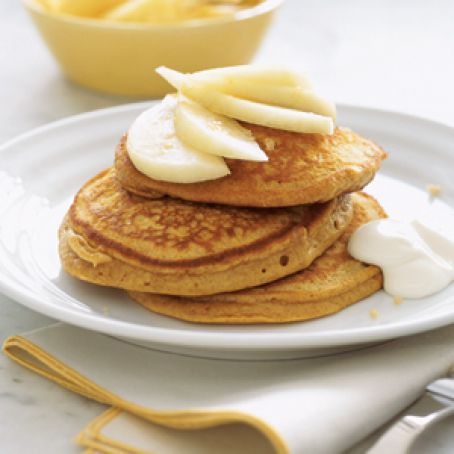 Gingerbread Pancakes with Pears and Yogurt