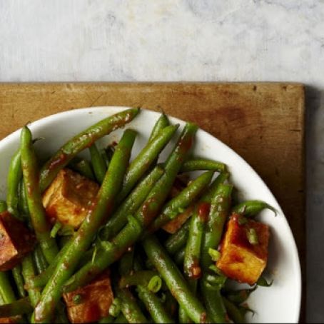 Spicy Green Bean and Tofu Stir-Fry