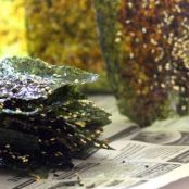 Sesame nori crisps