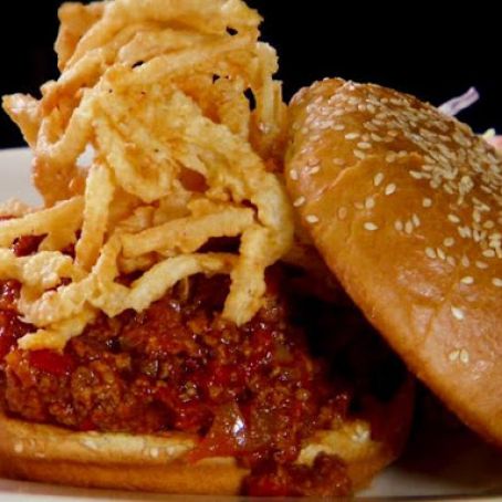 Sloppy Joes with Maui Onion Straws