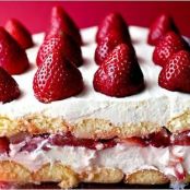 CREAMY STRAWBERRY MOSCATO TORTE
