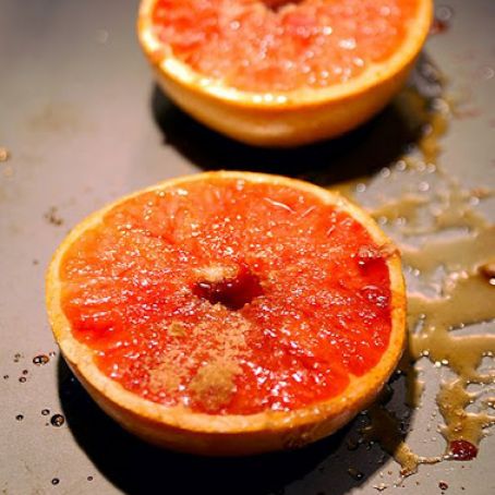 Haylie Pomroy's Baked Cinnamon Grapefruit