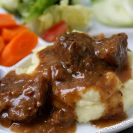 Slow Cooked Roast & Gravy with Mashed Potatoes Recipe - (4.4/5)