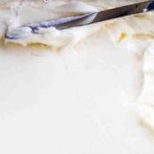 Crusting Cream Cheese Icing