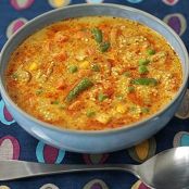 Spicy vegetable & quinoa laksa