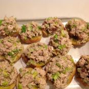 Tuna Hummus Crostini