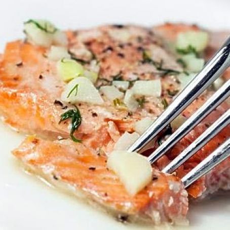 Baked Salmon with White Wine Dill Sauce