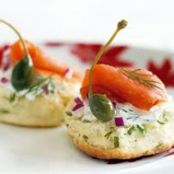 Bisuits Chive w/ Fennel Cream w/ Smoked Salmon