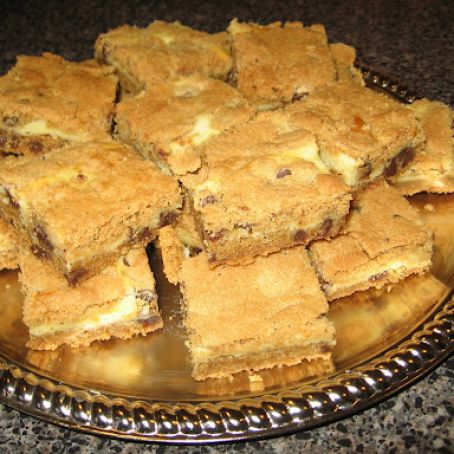 Chocolate Chip Cheesecake Bars II