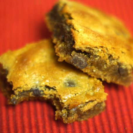 Peanut Butter Chocolatechip Blondies - Flourless