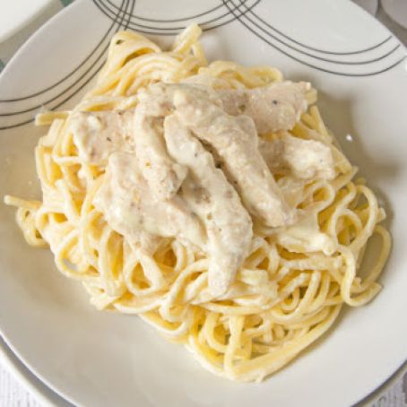 Olive Garden Grilled Chicken and Alfredo Sauce