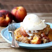 Slow Cooker Peach Cobbler